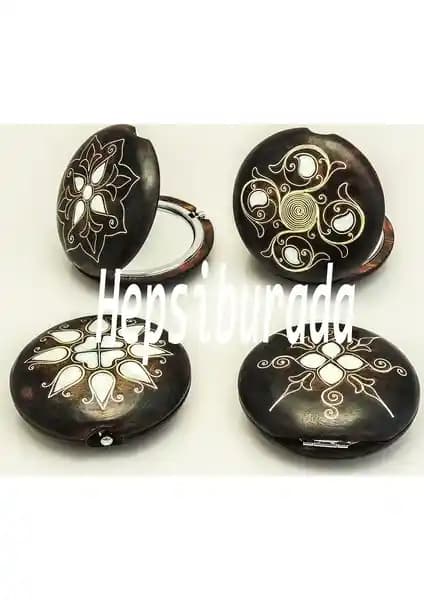 Gümtüştekin El Aynası: Geleneksel El Sanatlarıyla Zenginleştirilmiş Şık Tasarım