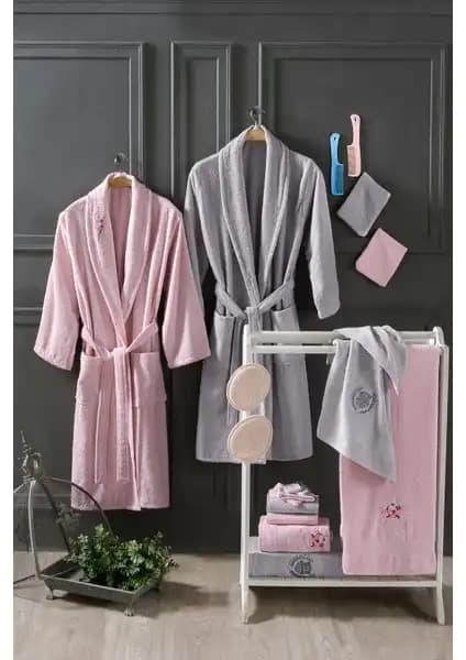 Güvenal Asya 16 Parça Kutulu Çeyizlik Aile Bornoz Seti: Şıklık ve Konforun Buluşması