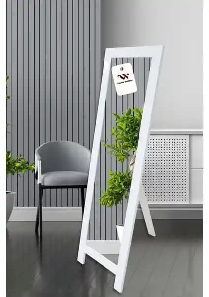 Hediyeler Kapında Ayaklı Beyaz Ahşap Boy Aynası Modern ve Şık Tasarım Özellikleriyle