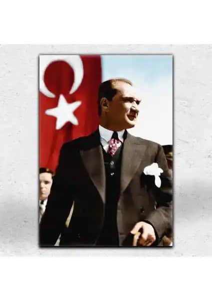 İyi Olsun Bayraklı Atatürk Portresi Dekoratif Kanvas Tablo Ürün Özellikleri ve Kullanım Alanları