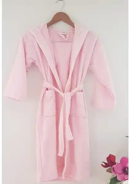 Kadife Çocuk Bornozu: Konfor ve Şıklık Sunan Yüksek Kaliteli Çocuk Bornozu Ürünü