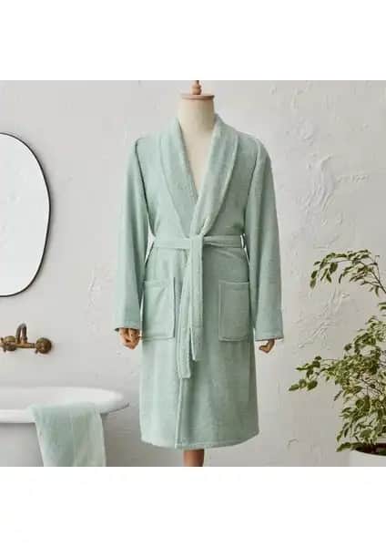 Karaca Home Lottie %100 Pamuk Bornoz: Yumuşaklık ve Şıklık Bir Arada