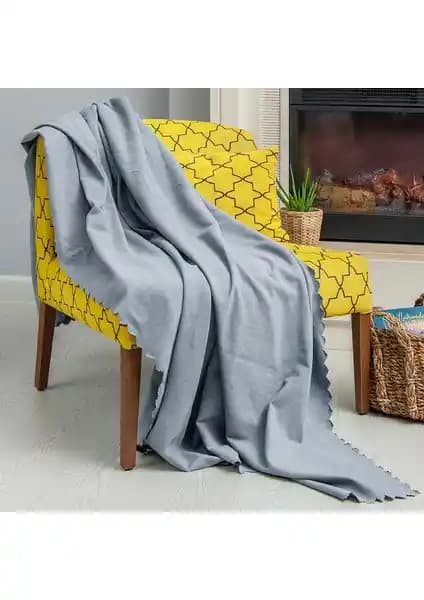 Latuda Concept Tekli Koltuk Örtüsü: Dayanıklı ve Şık Tasarım ile Koruma ve Estetik Bir Arada