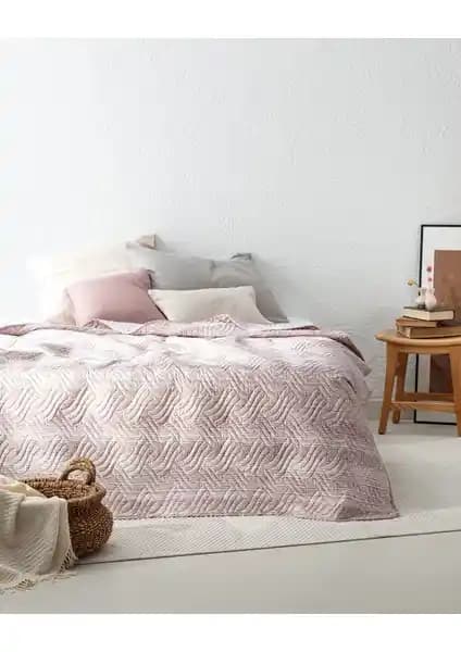 Madame Coco Burnel King Size Yatak Örtüsü Estetik ve Dayanıklı Tasarım