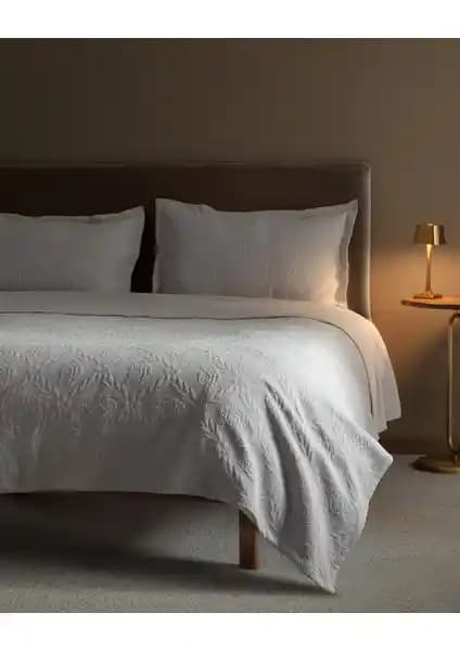 Madame Coco Floralies King Size Yatak Örtüsü Gri Desenli Modern Tasarım