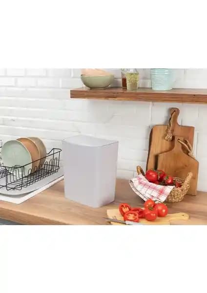 Madame Coco Olivier Switch Çöp Kovası: Estetik ve Fonksiyonellik Bir Arada