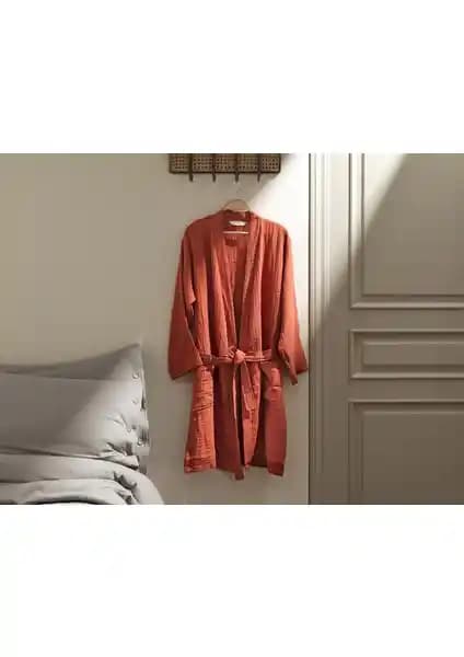 Madame Coco Zoe Müslin Unisex Bornoz Kiremit Renk Şıklık ve Konfor Bir Arada