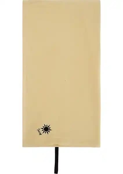 Özdilek Tarzy Nakışlı Plaj Havlusu: Şıklık ve Konfor Sunan Hafif Yazlık Havlu