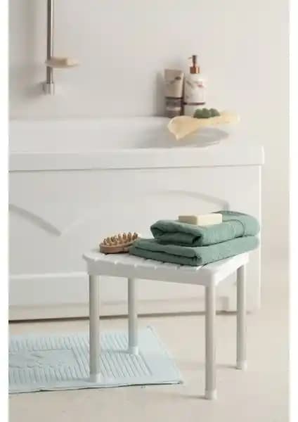 Primanova Okaliptus Duş Oturağı Beyaz: Modern Tasarım ve Dayanıklılık Sağlayan Güvenli Oturak