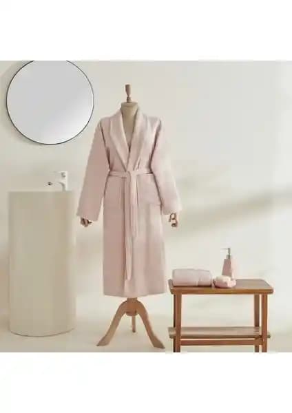 Sarah Anderson Alven Kadın Bornoz Takımı: Konfor ve Şıklığın Bir Arada Sunulduğu Modern Tasarım