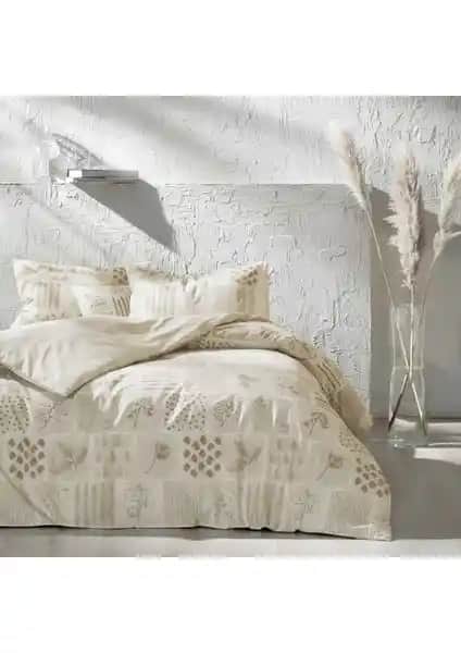 Taç Benin Ranforce Çift Kişilik Nevresim Takımı: Estetik ve Konfor Bir Arada