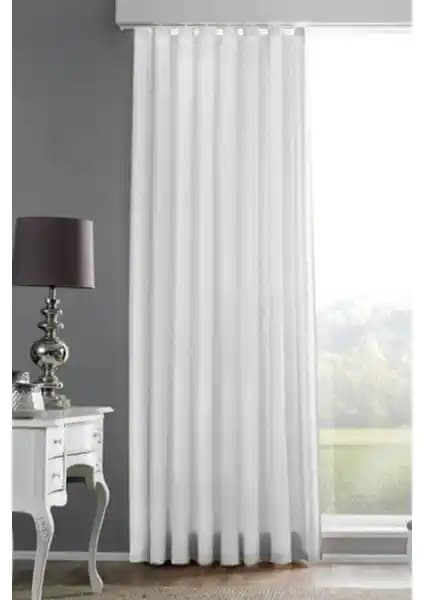 Taç Saten Güneşlik Perde: Dayanıklı ve Şık Tasarımıyla Ev Dekorasyonuna Zarafet Katıyor