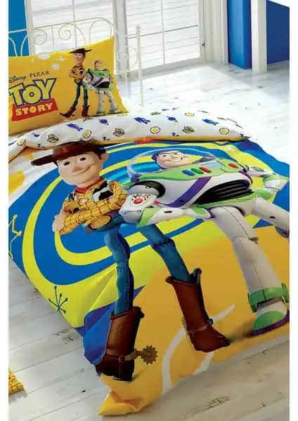 Toy Story 4 Temalı Lisanslı Çocuk Nevresim Takımı Renkli ve Dayanıklı Pamuk Kumaşla Konfor Sağlar