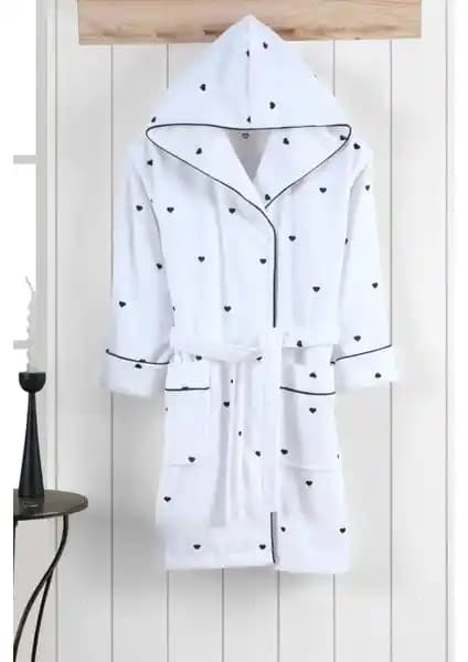 Varol Kalpli Nakışlı %100 Pamuk Love Serisi Bornoz: Şık ve Konforlu Kadın Bornozları