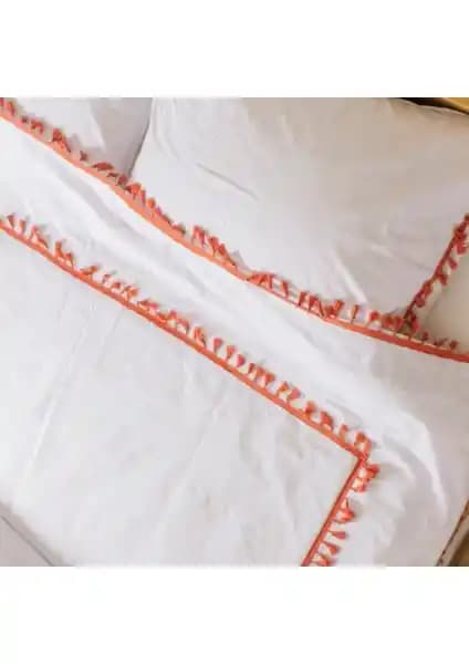 Vivamaison Kırmızı Ponponlu Organik Beyaz Pamuk Çift Kişilik Nevresim ve Yastık Seti