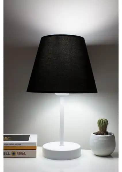 Vivido Siyah Beyaz Modern Yatak Odası Abajuruyla Şıklık ve Fonksiyonellik Bir Arada