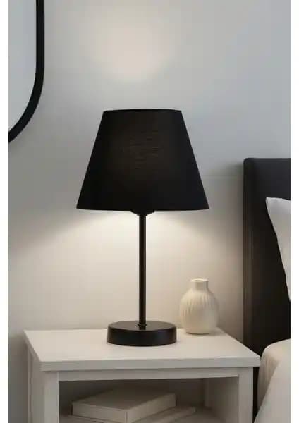 Vivido Siyah Modern Yatak Odası Abajur: Şık ve Fonksiyonel Tasarım Özellikleri