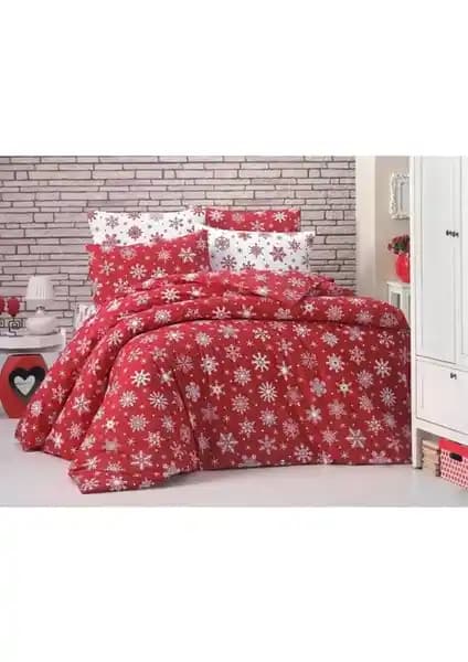 Yılbaşı Temalı Kırmızı Kişilik Nevresim Takımı ile Yatak Odasında Sıcak ve Şık Atmosfer