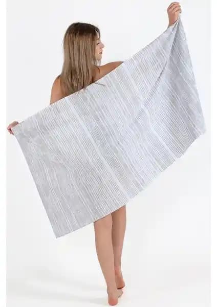 Zeynep Tekstil Marine 75x150 cm Ultra Soft Plaj Havlusu Şıklık ve Konfor Sunar