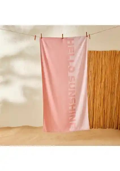 Bella Maison Pamuk Hello Summer ve Miabella Home Havlusu Karşılaştırması