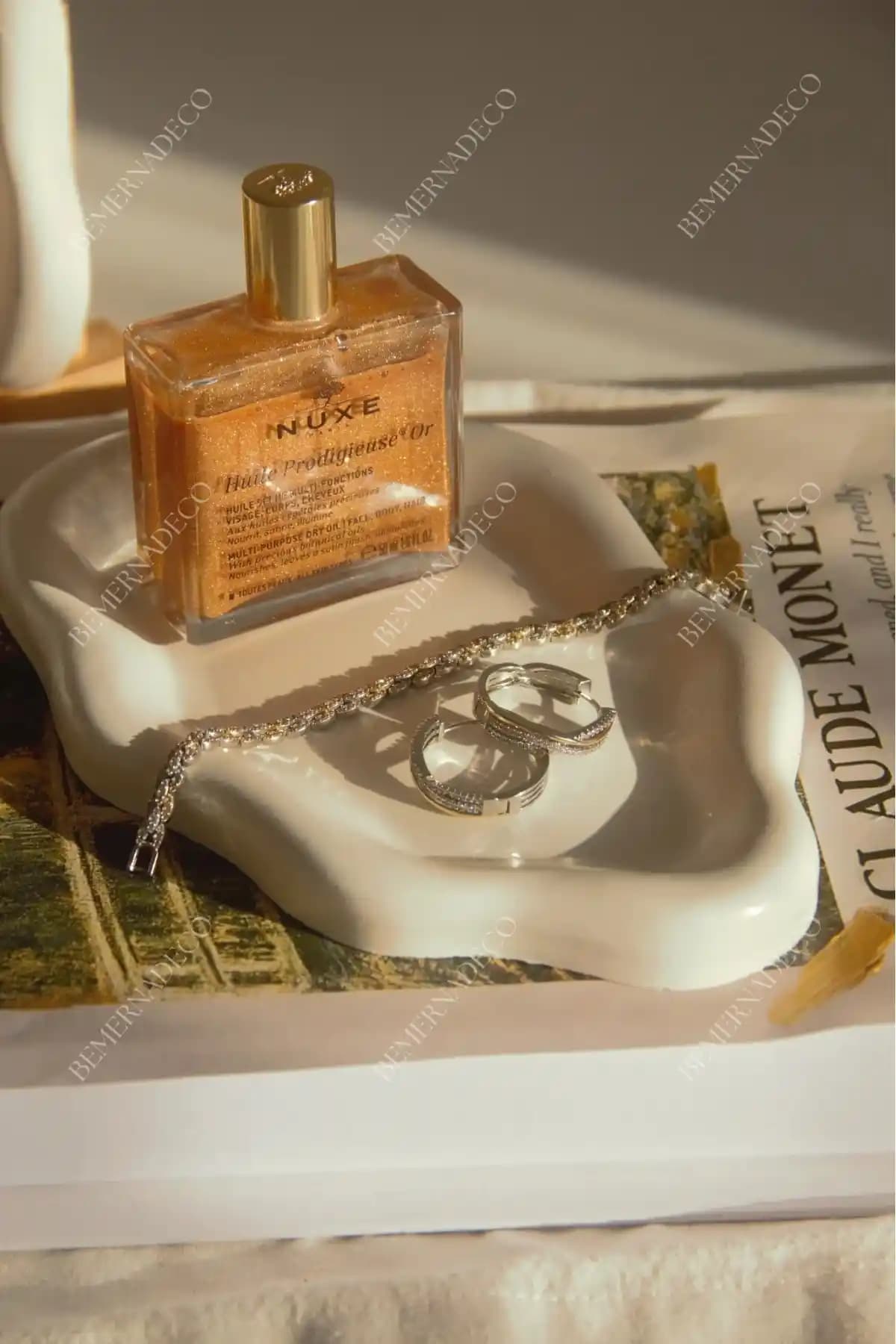 Bemerna Deco Dekoratif Bulut Tabak Modern ve Minimalist Tasarım Özellikleri