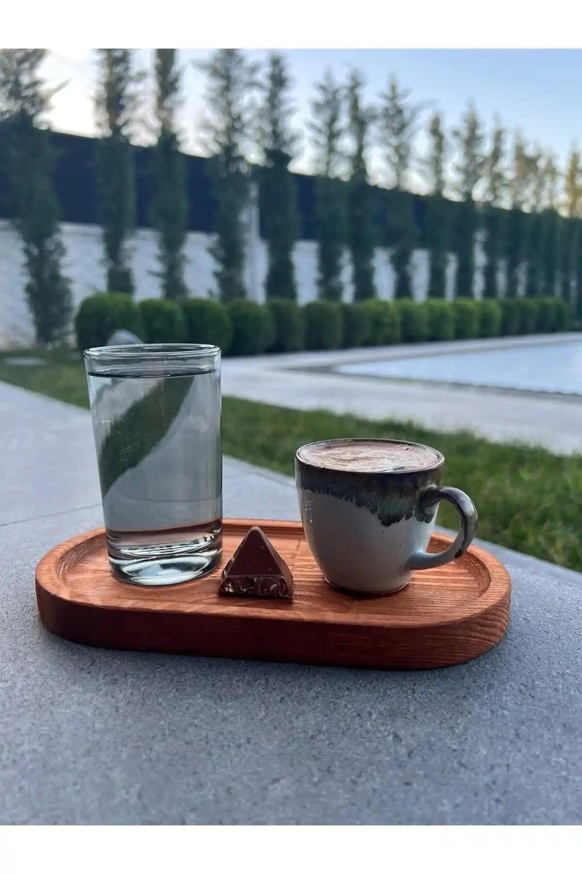 BÜYÜLÜ HOME Doğal Ahşap Stant Altlık Sunumluk Estetik ve Fonksiyonellik Bir Arada