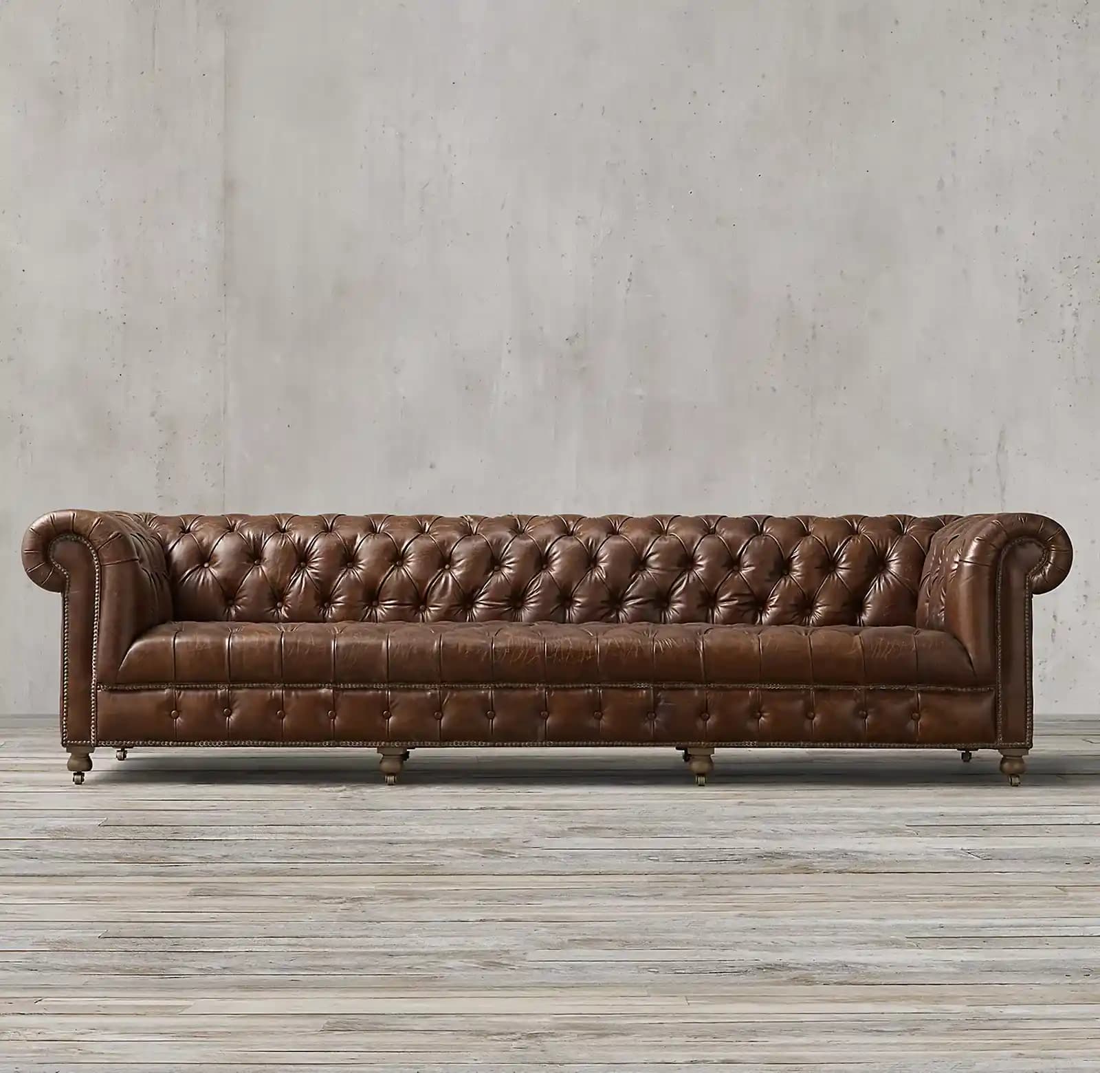 Chesterfield Esintili Geleneksel Kanepe Tasarımının Detaylı Analizi ve Kullanım Önerileri