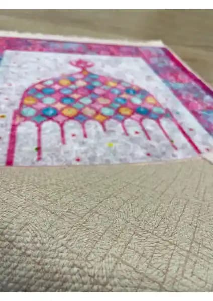 Çocuk Seccadesi Karşılaştırması: Brillant ve İhvan Online Modellerinin Özellikleri ve Kullanıcı Yorumları