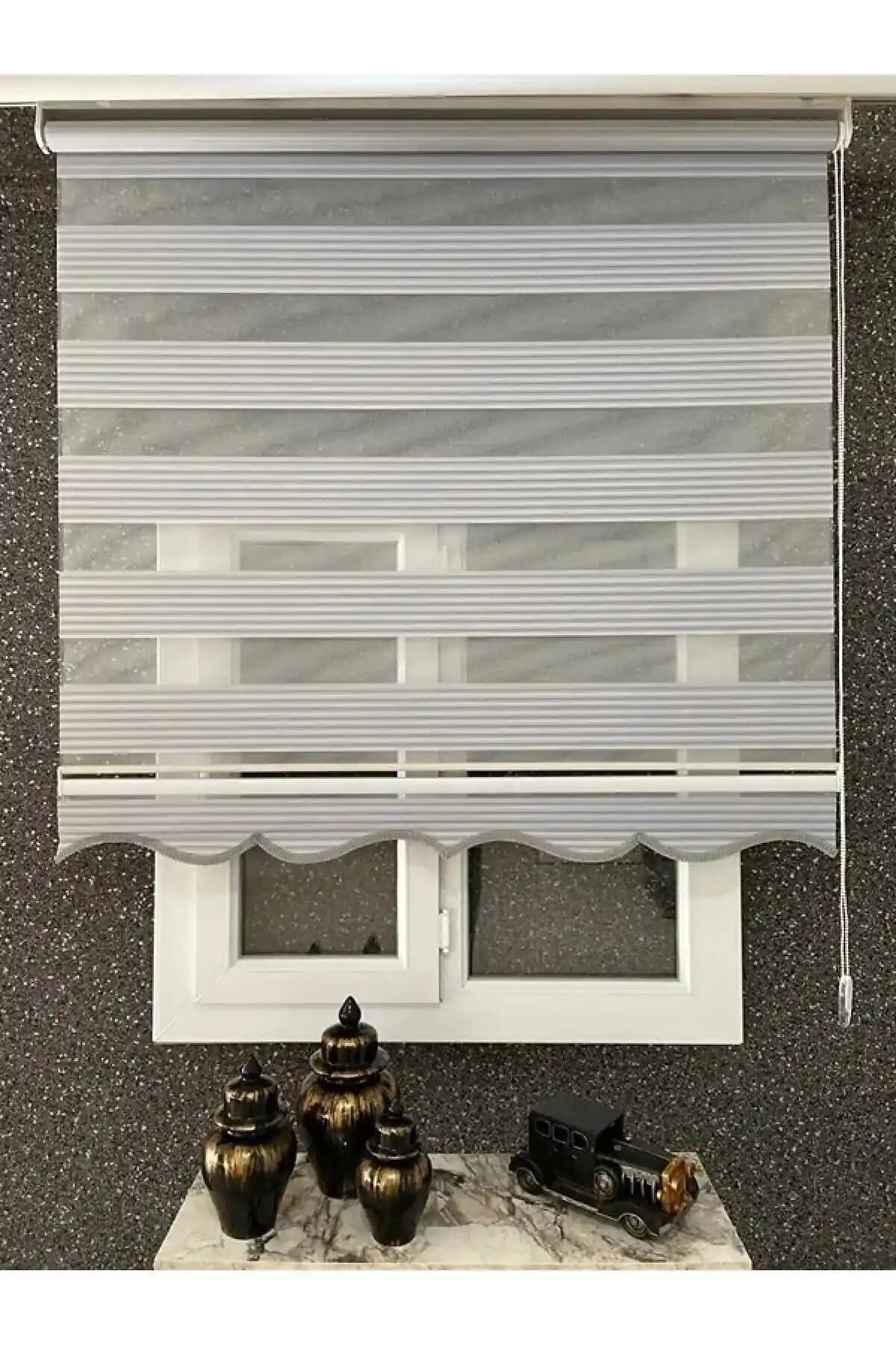 Elektrikli Stor Perde Braketlerinde Metal ve Plastik Malzeme Karşılaştırması ve Seçim Kriterleri