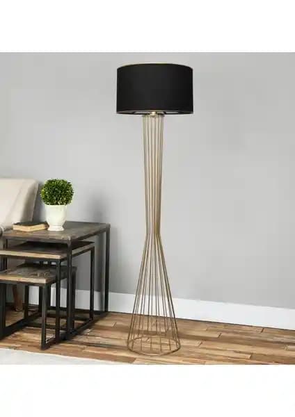 Homing Daisy Gold Metal Lambader ve Tutta La Vita Tripod Lambader Karşılaştırması