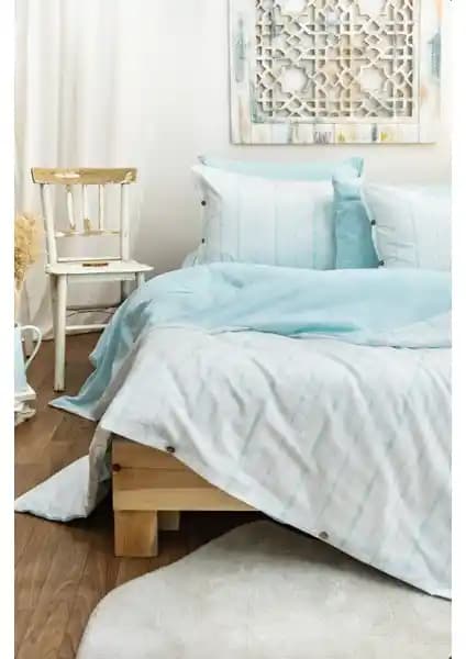 İki Çift Kişilik Nevresim Takımı Karşılaştırması: Kumaş Kalitesi ve Dayanıklılık Analizi