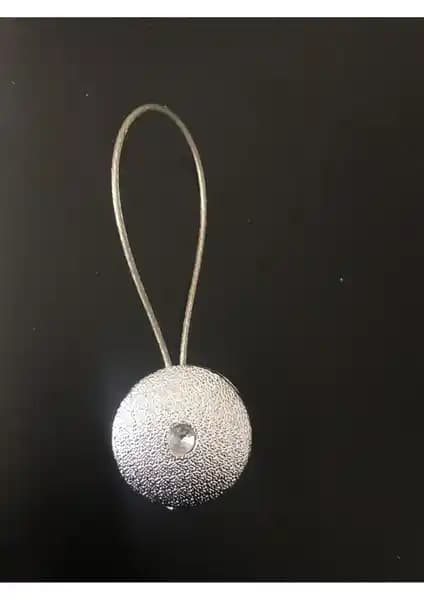 Perde ve Tül Toplayıcı Aksesuarların Karşılaştırması: Malzeme, Güç ve Kullanım Özellikleri