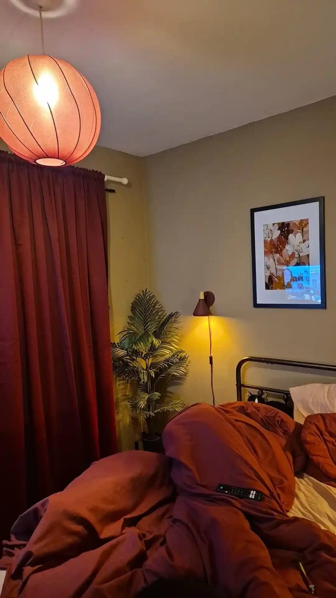 Yatak Odası Dekorasyonunda Renk, Mobilya ve Aydınlatma Dengesiyle Kişiselleştirme