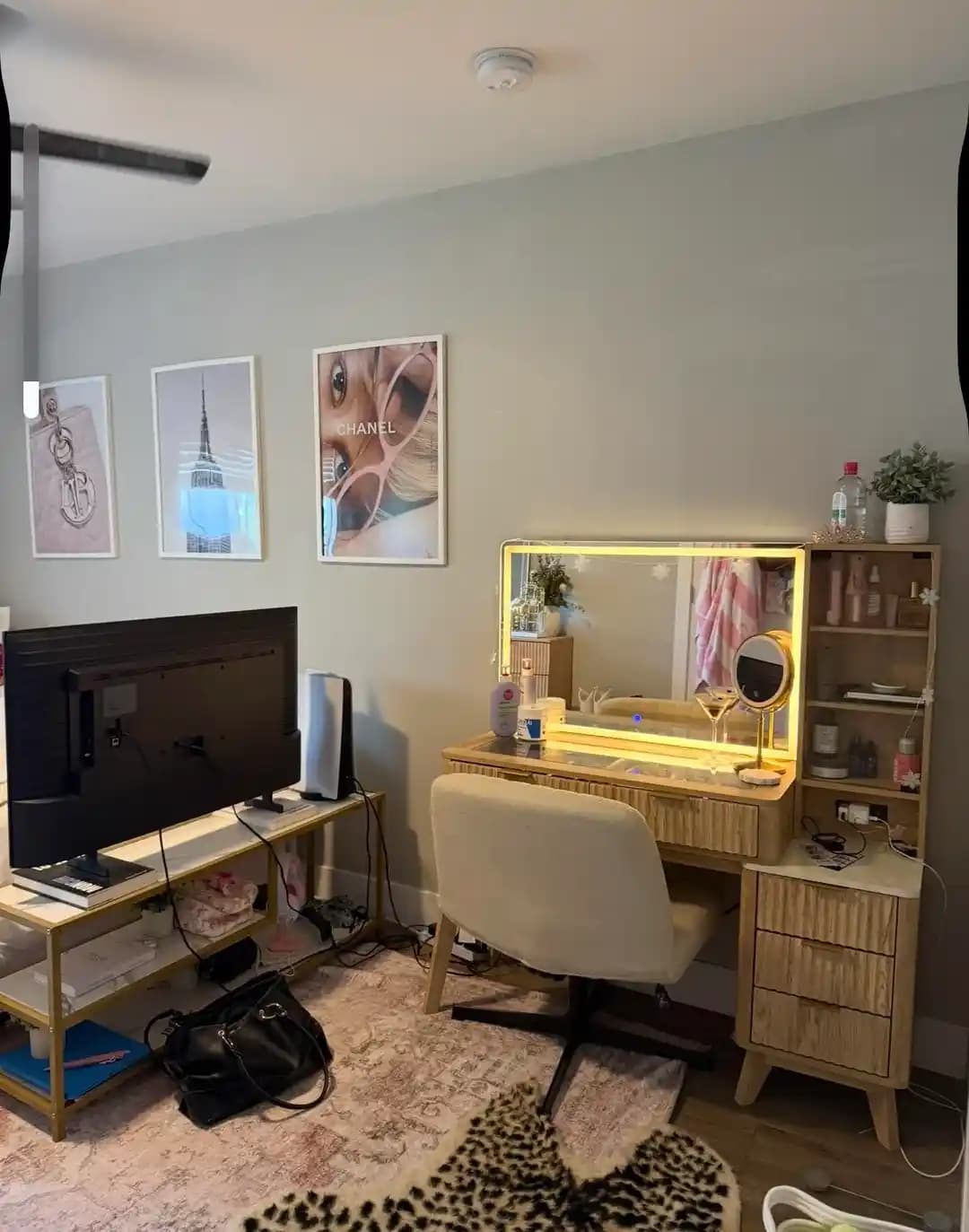 Yurt Odası Dekorasyonunda Kişiselleştirme ve Duvar Süsleme İçin Pratik Öneriler