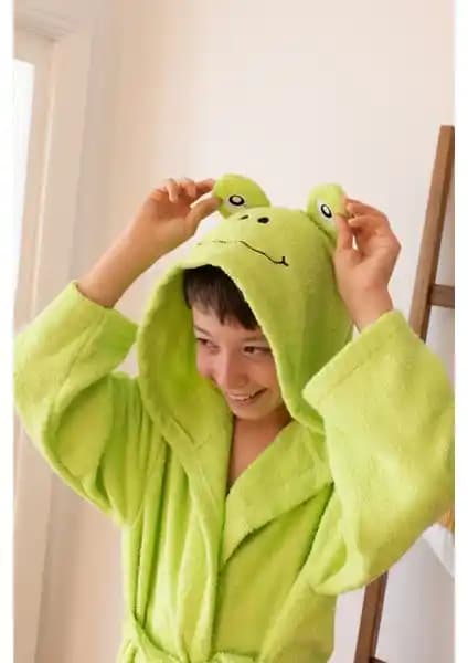 Zengin Home Çocuk Kapüşonlu Bornozu: Konforlu ve Eğlenceli Tasarım Özellikleri