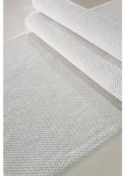 Babil Home ve Dinarsu Kaymaz Halılarının Karşılaştırması ve En İyi Seçenekler