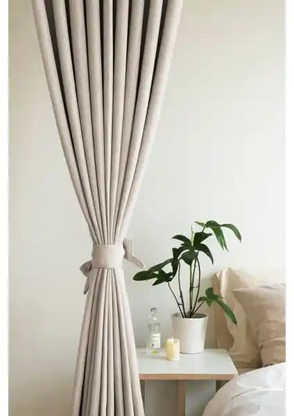 Devor Kadife Görünümlü ve Perle Home Gül Kurusu Fon Perdeleri Karşılaştırması