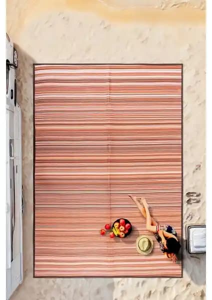 Melaris ve Konfor Halı Karşılaştırması: Plaj ve Kamp Kullanımı İçin En İyi Seçenekler