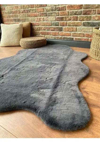 Peluş Halı Karşılaştırması: Tavşan Tüyü ve Rex Tavşanı Dekoratif Halılar