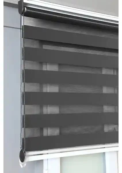 Perde Karşılaştırması: Antrasit Düz Zebra ve Kahverengi Zebra Stor Modelleri