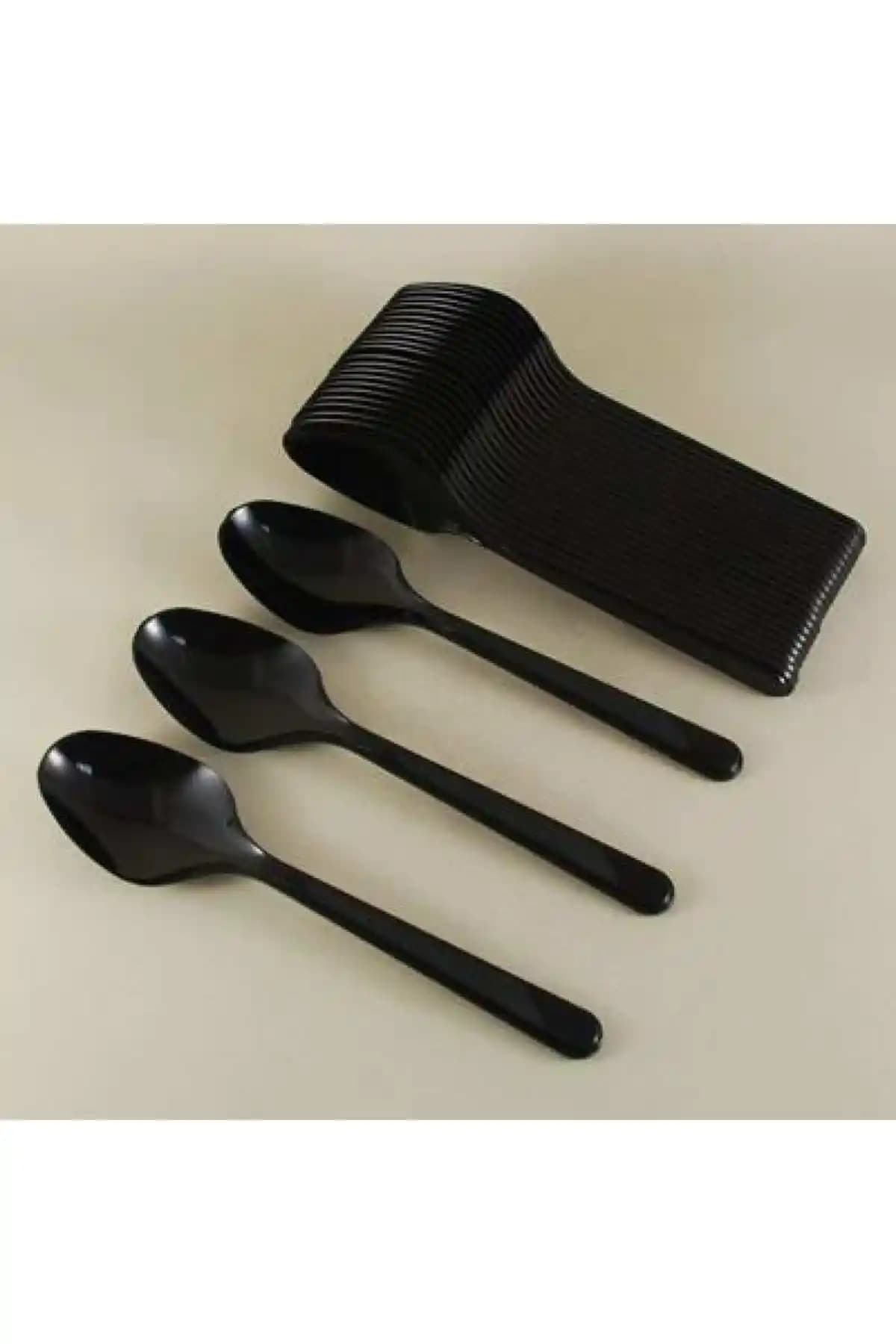 Çözüm Ambalaj Siyah Plastik Kaşık Lüx 100 Lü Pakette Dayanıklı ve Pratik Kullanım