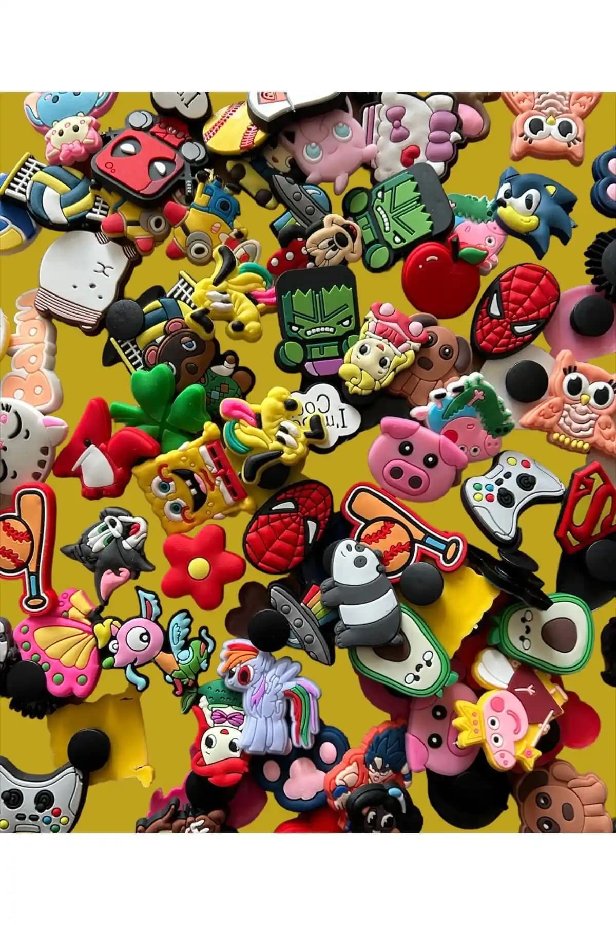 Crocs ve marimari Terlik Süsü Karşılaştırması: Özellikler ve Kullanıcı Yorumları