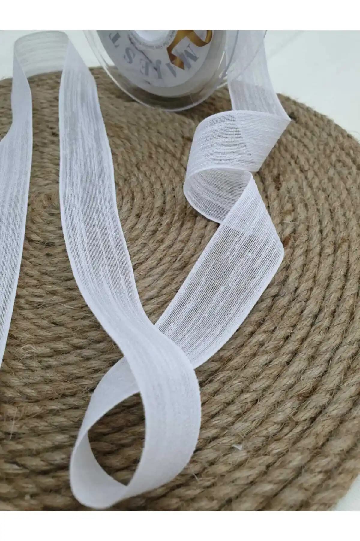 ESTEKS DANTEL ve Serap Çiçekçilik Beyaz Kurdelelerin Karşılaştırması ve Kullanım Alanları