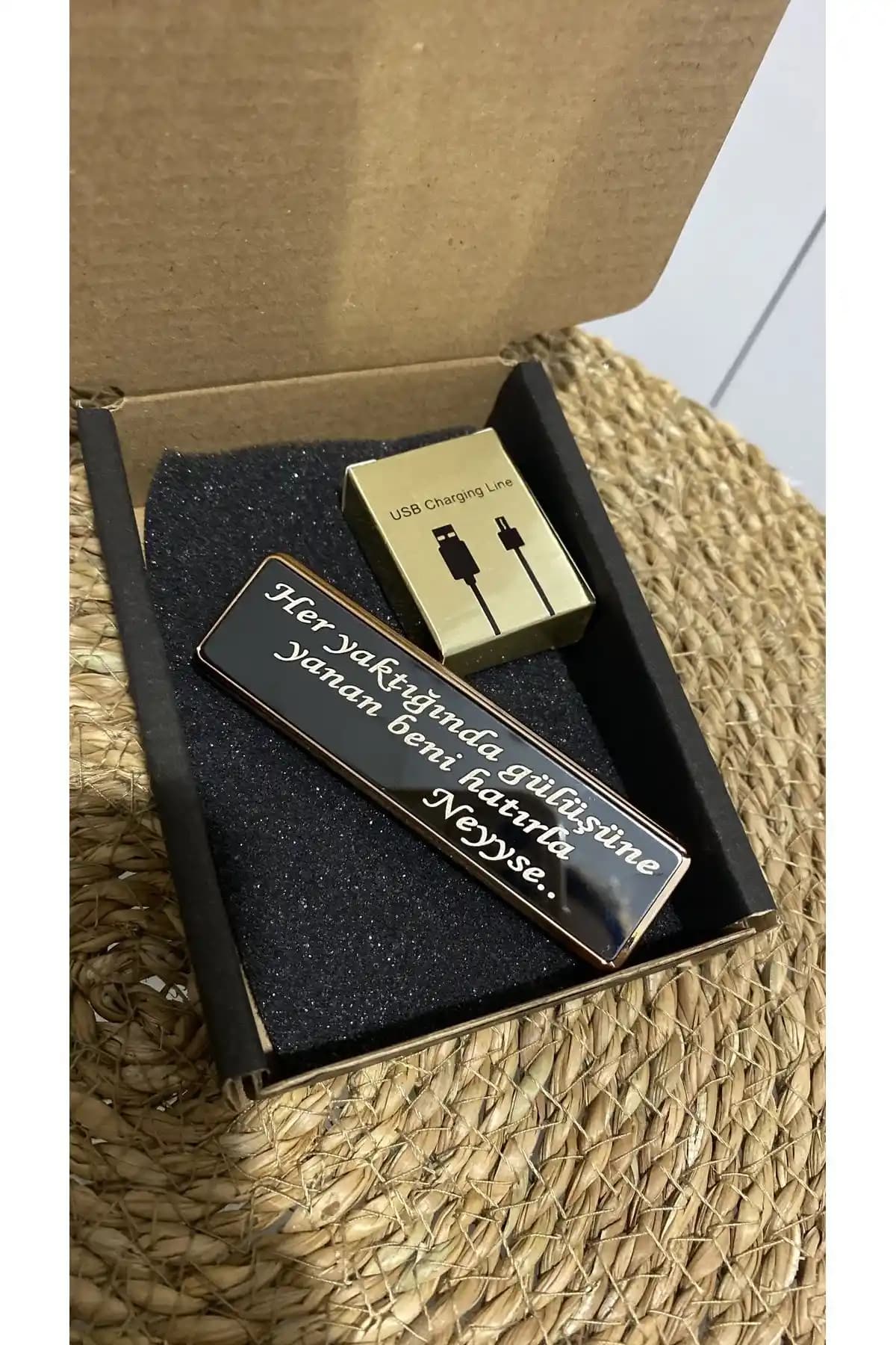 Kişiye Özel USB Şarjlı Elektrikli Çakmak - Güvenli ve Şık Tasarım