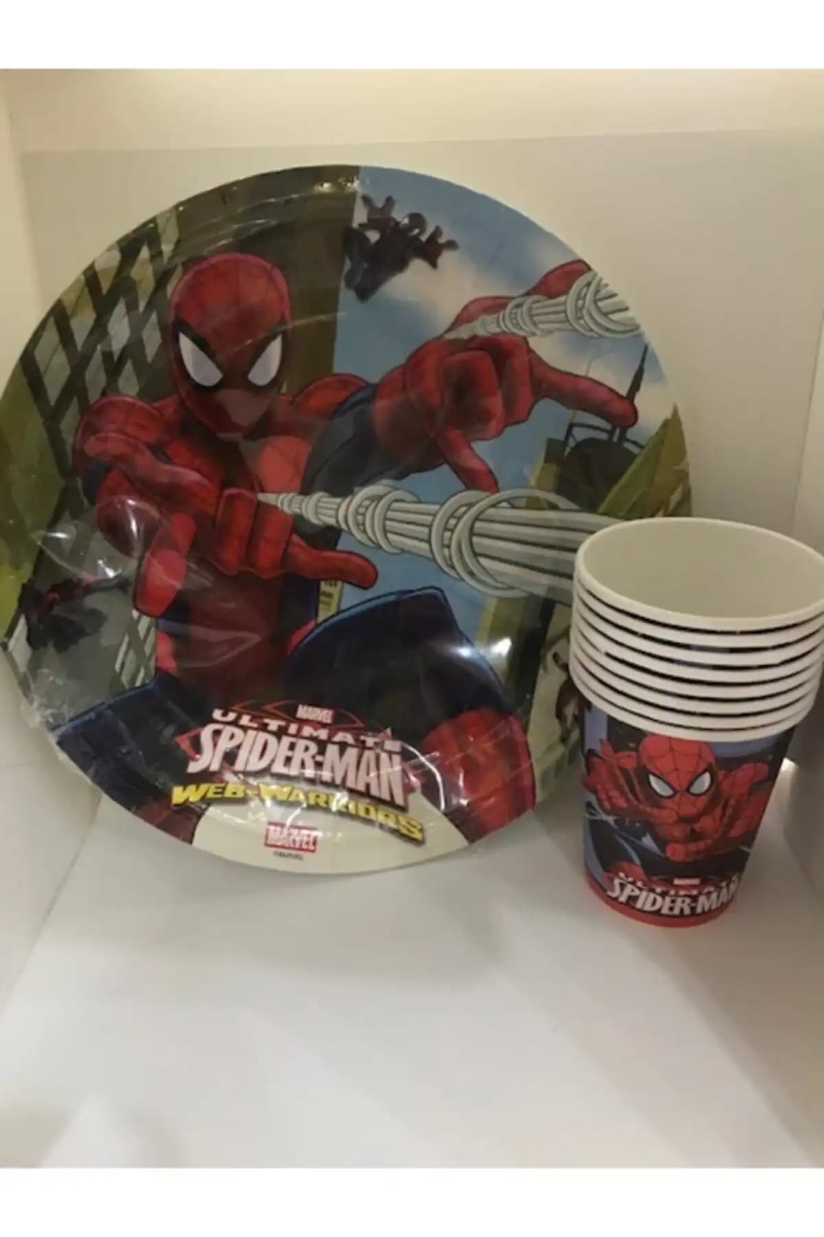 Spiderman Temalı 8'li Karton Tabak ve Bardak Seti Çocuk Doğum Günü Dekorasyonu