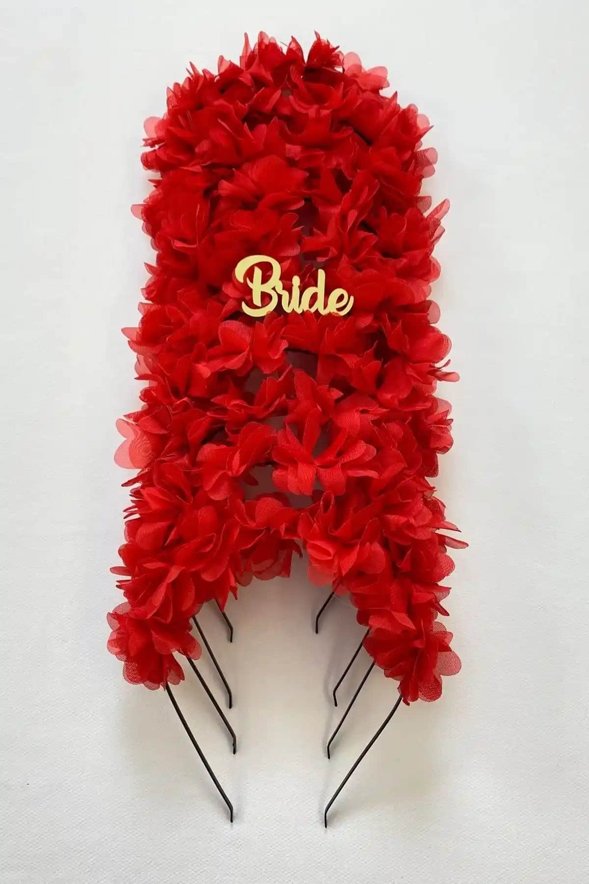 ZEYMERADE Kırmızı Gelin Nedime Tacı Metal Tasarım ve Dayanıklılık Özellikleri