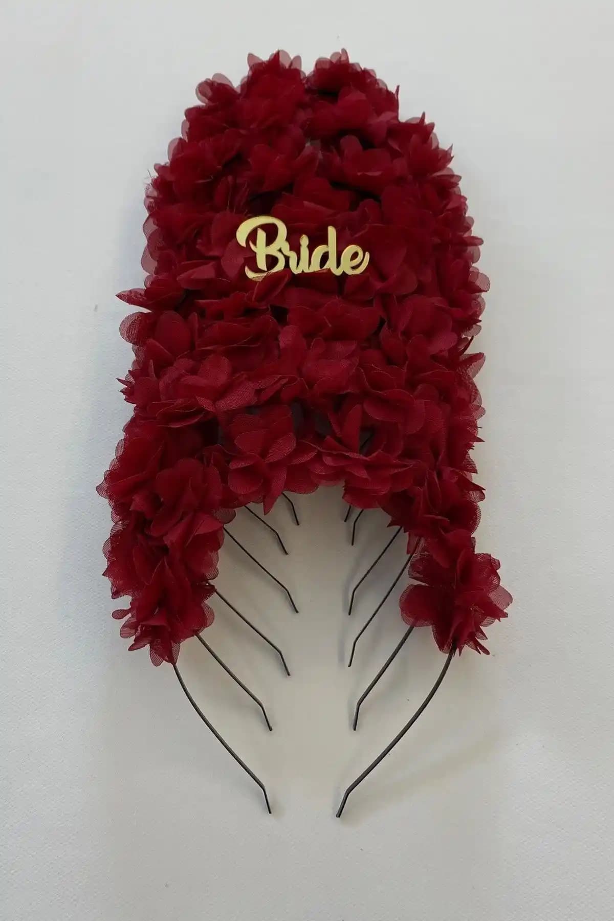 Zeymira Bordo Gelin Nedime Tacı: Şık ve Unutulmaz Düğün Aksesuarı