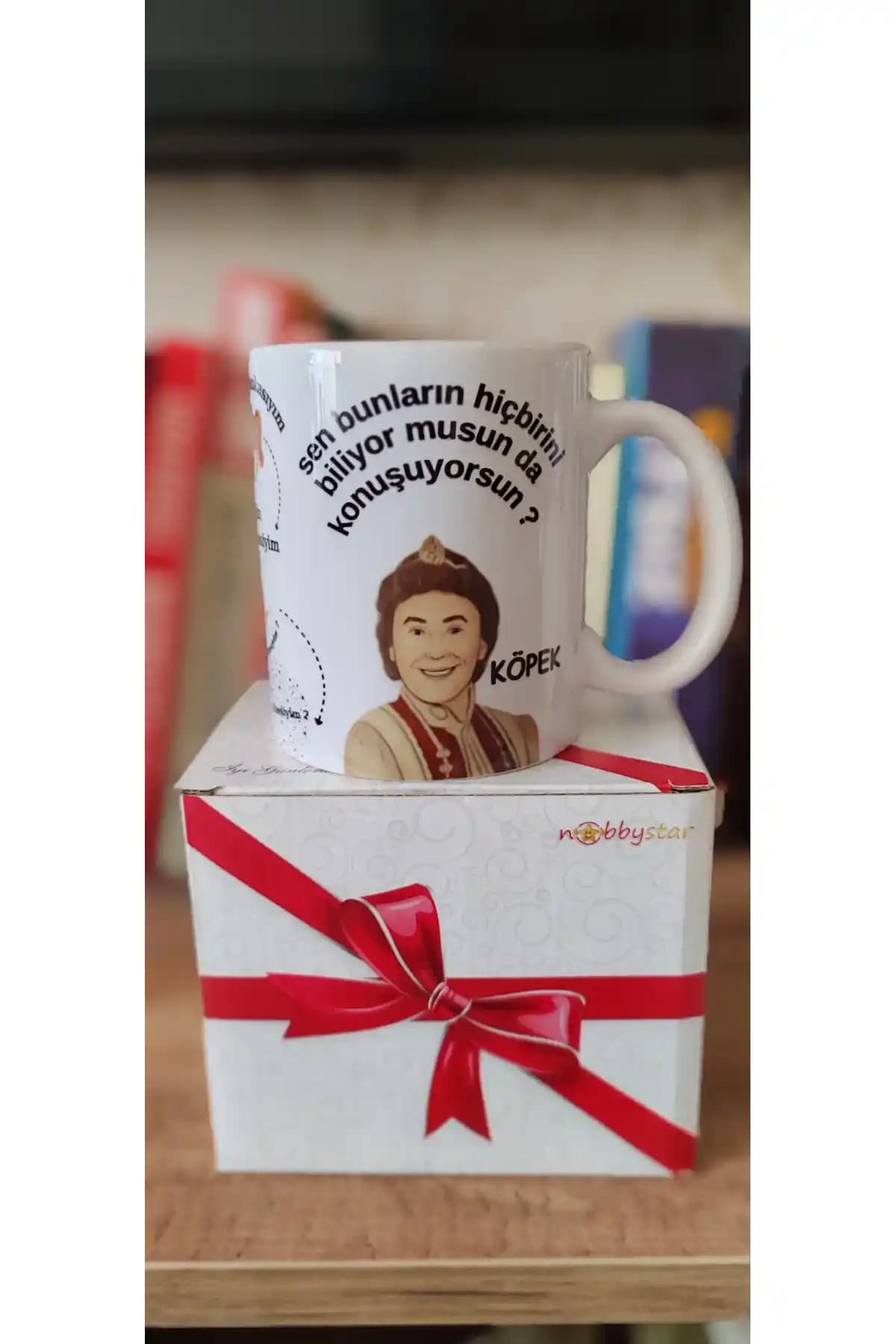 ANKATHİNK Kimin En Yakın Arkadaşı Olduğunuzu Biliyorsunuz Kupa Ürünü Türkiye'nin Mizahını Yansıtan Tasarım