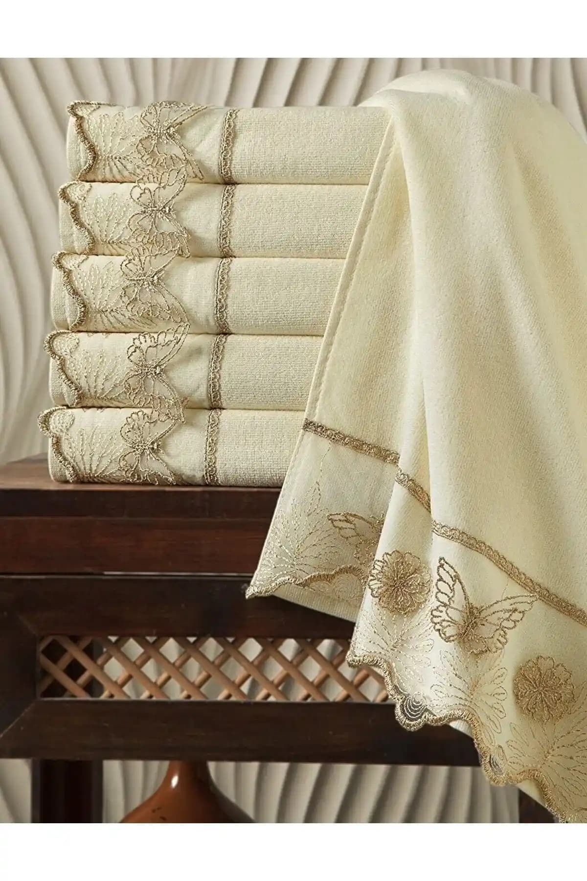 AYHANHOME Kelebek Güpürlü 3'lü %100 Pamuk Yüz ve El Havlu Seti Şıklık ve Konfor Sunar