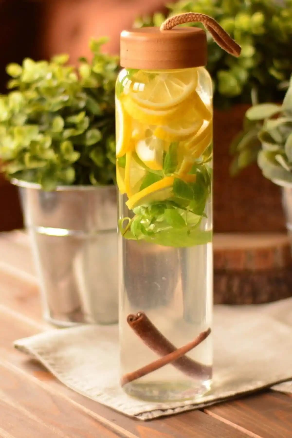 Bambum Diem Cam Matara 800 ml Sağlıklı ve Şık Tasarım ile Günlük Kullanım İçin Idealdir